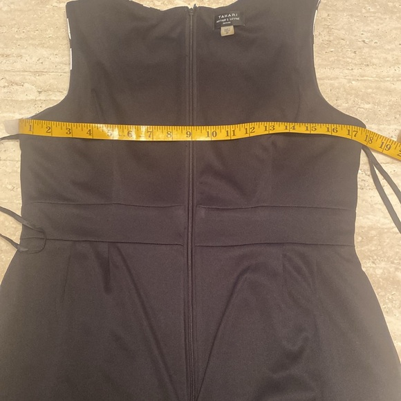 NWOT Tahari Black&White Dress, see measurements in photos below - Picture 5 of 10